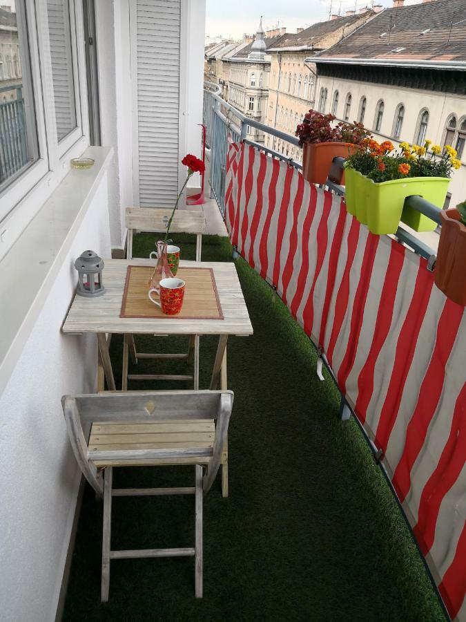 1,5 szobás lakás terasszal,közel a Széchenyi fürdőhöz Budapest Exterior foto